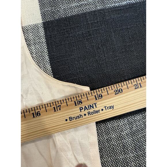 Vintage Peach Satin Rayon Sleeveless Slip Dress With Embroidery Hem Size Medium - Picture 5 of 8